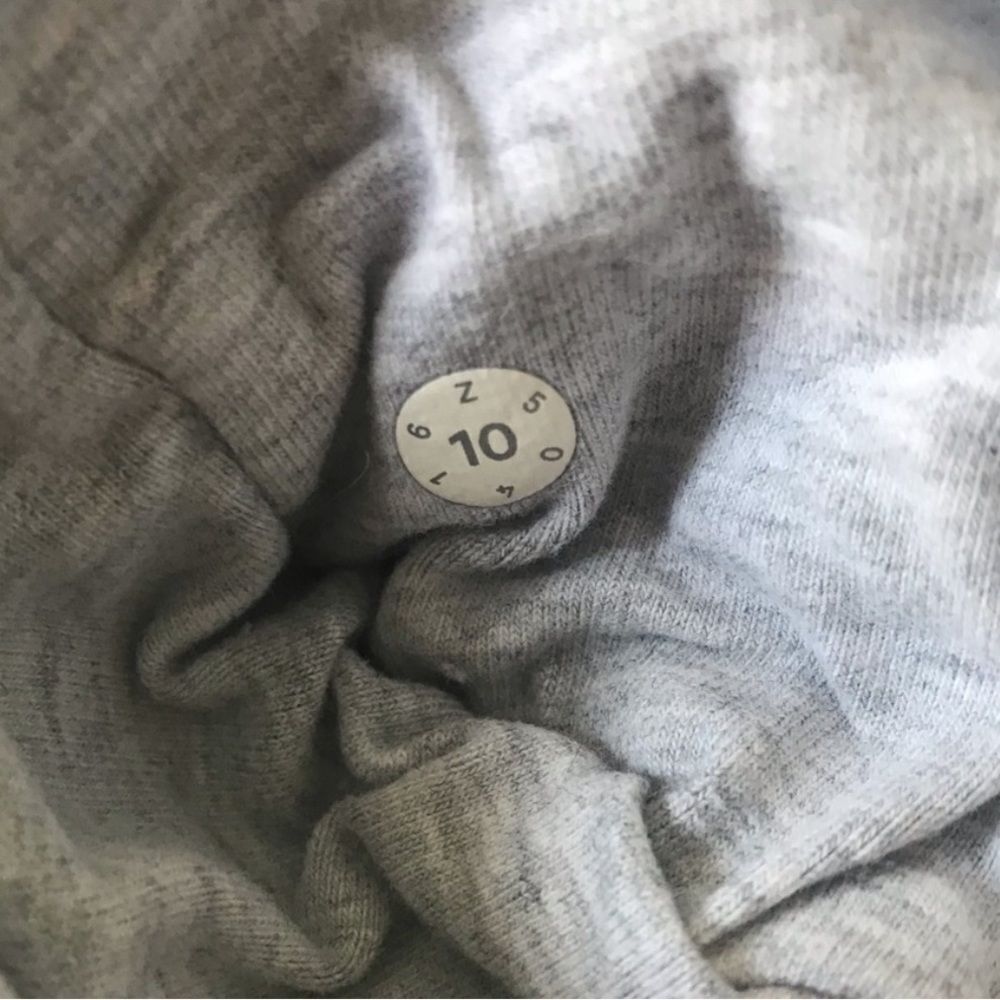 Lululemon Back To It Wrap - image 4